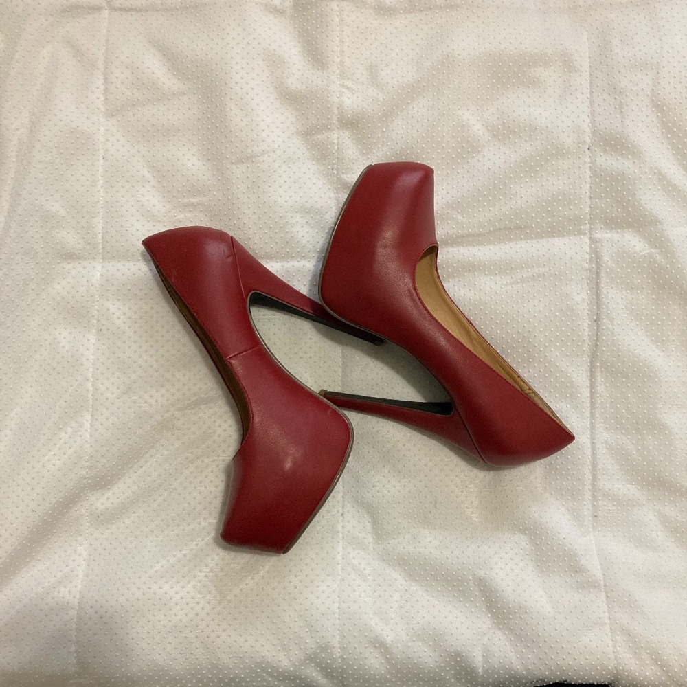 Red Stilletoes
